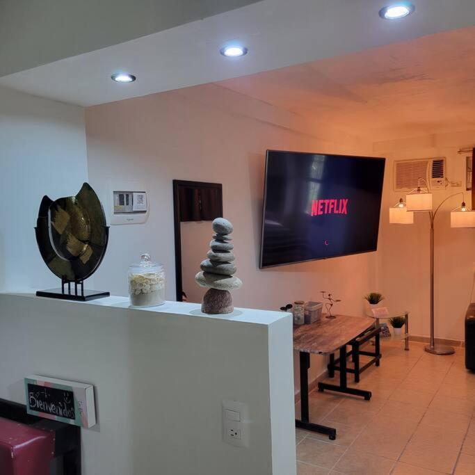Departamento Comodo Centrico Tv Ac Wifi Cocina Parking, Letra C シウダー・バージェス エクステリア 写真