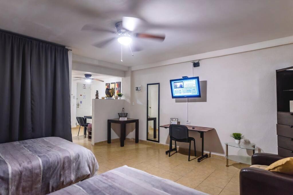 Departamento Comodo Centrico Tv Ac Wifi Cocina Parking, Letra C シウダー・バージェス エクステリア 写真