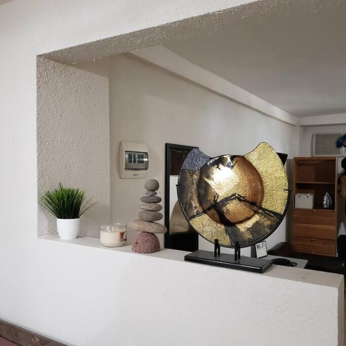 Departamento Comodo Centrico Tv Ac Wifi Cocina Parking, Letra C シウダー・バージェス エクステリア 写真