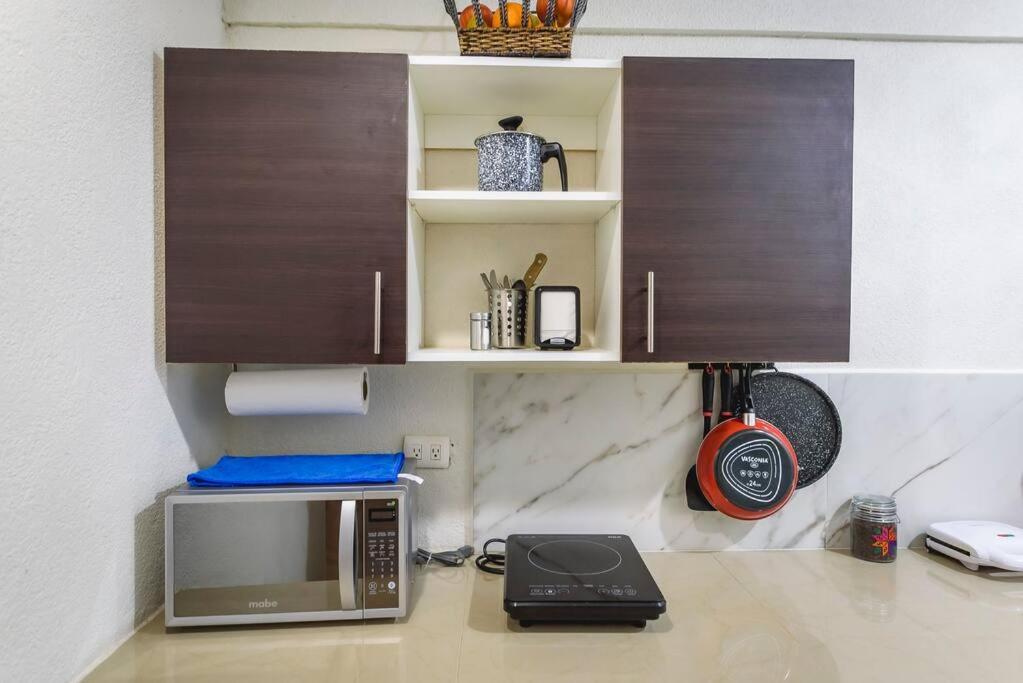 Departamento Comodo Centrico Tv Ac Wifi Cocina Parking, Letra C シウダー・バージェス エクステリア 写真