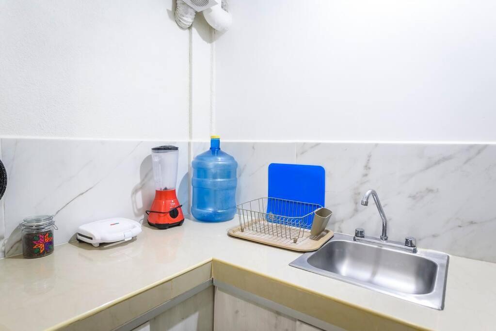 Departamento Comodo Centrico Tv Ac Wifi Cocina Parking, Letra C シウダー・バージェス エクステリア 写真
