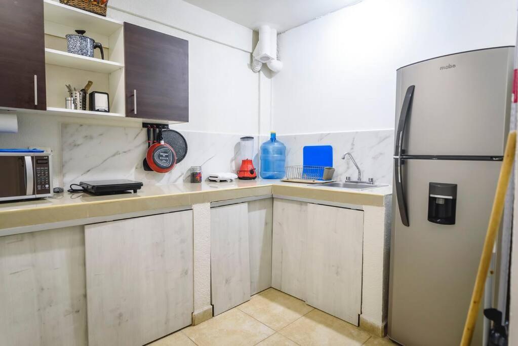 Departamento Comodo Centrico Tv Ac Wifi Cocina Parking, Letra C シウダー・バージェス エクステリア 写真